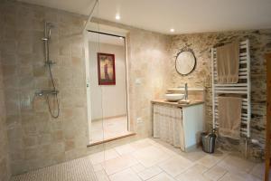 Maisons de vacances Gites la Brejoliere : photos des chambres