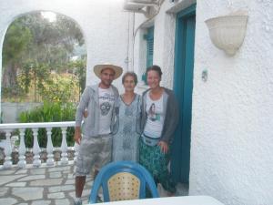 Manos Apartments Skopelos Greece