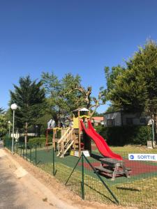 Campings Camping Le Ruisseau : photos des chambres