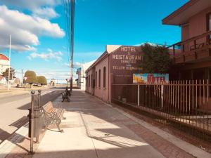 Hotel Yellow Submarine