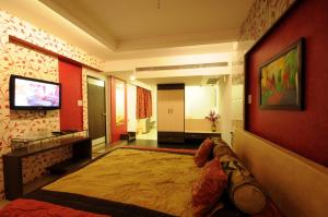 Hotel Surabhi Regency