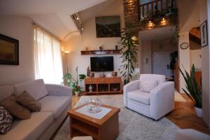 Magic Apartment