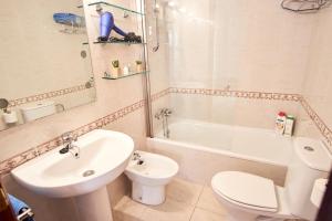 Bordador Central Suite by Valcambre