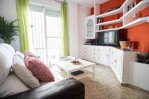 Bordador Central Suite by Valcambre