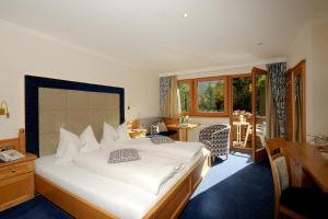 Comfort Double Room with Balcony room in Hotel Garni Erler