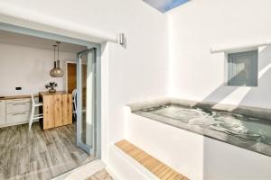 Portes Suites & Villas Mykonos Myconos Greece