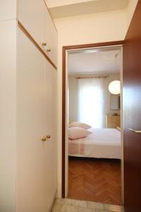One-Bedroom Apartment with Balcony and Sea View room in Apartments with a parking space Orebic Peljesac - 10178