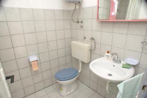 Apartments with parking space Vodice - 4192