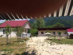 Guest House Shavnabada