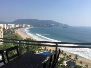 Bay View Grand Marina 1605 Sur - Ixtapa