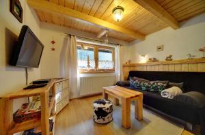 Klimatyczny Domek Sun Seasons 24 w Wiśle z Kominkiem by Noclegi Renters