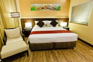 Ramada by Wyndham Manila Central