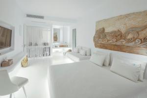 Deluxe Double Room with Outdoor Hot Tub and Sea View