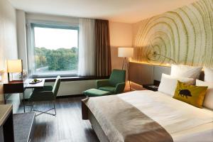 Business Double Room room in Steigenberger Airport Hotel Frankfurt