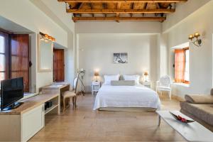 Mare Monte Luxury Suites Spetses Greece