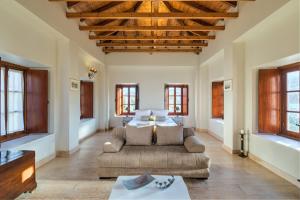 Mare Monte Luxury Suites Spetses Greece