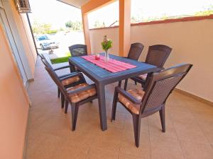 Apartments Mala Vala 1332