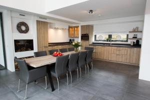 de rode beer (zeer rolstoelgeschikt)