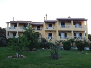 Athineos Apartments