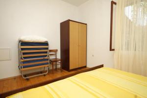 Three-Bedroom Apartment with Terrace and Sea View room in Apartments by the sea Tkon Pasman - 8376