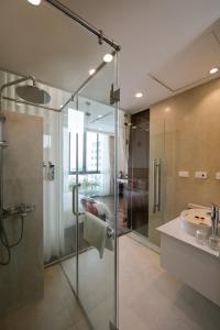 Au Coeur dHanoi Apartment
