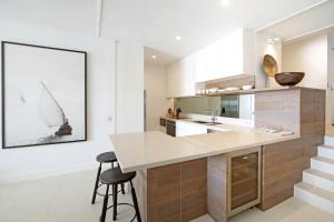 Riverfront Apartment, Perfect Location