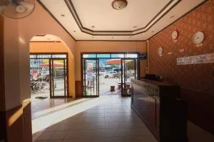 Intouch Guest House - Вьентьян