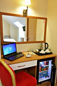 Standard Triple Room room in Hotel Avcilar City