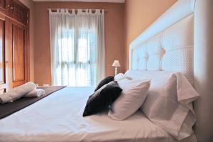 Del Parque Flats - Cervantes