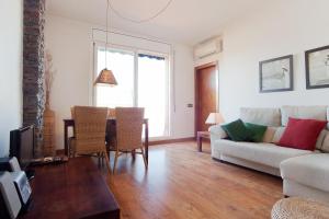 ApartEasy - Atic Sagrada Familia