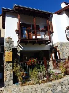 Kalopanayiotis Museum Inn - Oikos