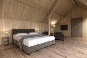 Suite with Balcony and Garden View room in Hotel Restaurant Mohren