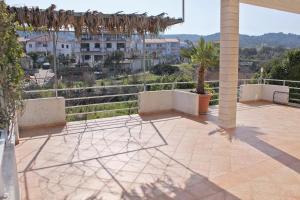 Apartments by the sea Slatine, Ciovo - 6061