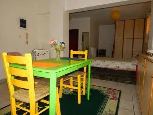 Small studio near the center of Tripoli - Mantineia