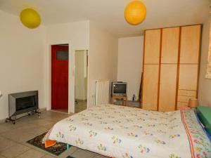 Small studio near the center of Tripoli