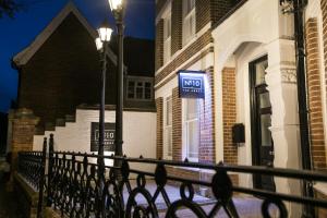 Apartments at Number 10 The Abbey