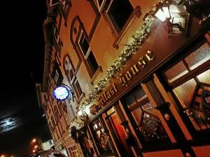 贝尔法斯特之家旅馆 - Arboe