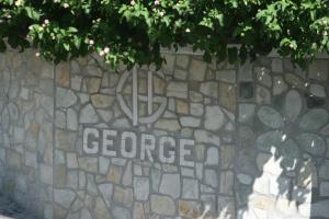 George Apartments Tílos Greece