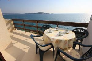 Apartments by the sea Seget Vranjica, Trogir - 941