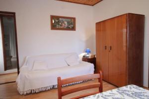 Apartments with parking space Veli Losinj, Losinj - 8060