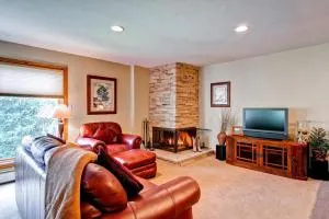 Shadowbrook 205