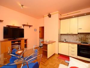 Apartment Blazenka 1154