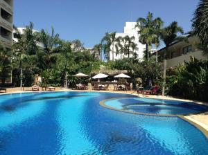 View Talay 1B Apartments