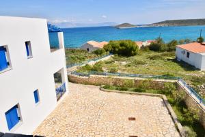 SempreViva Sea Houses Kythira Greece