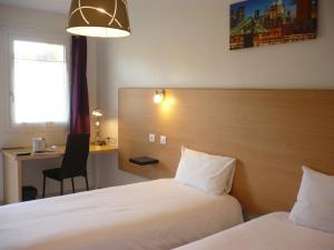 Hotels Hotel Le 15 : photos des chambres