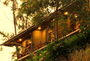 Rowinrich Cottages