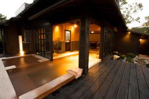 Deluxe Japanese-Style Room with Open Air Bath - Kagetsu