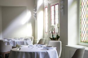 Hotels Relais & Chateaux La Maison Des Tetes : photos des chambres