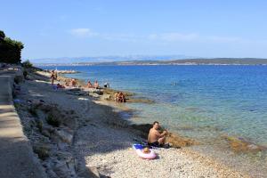 Apartments with parking space Kukljica, Ugljan - 8238