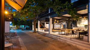 Savage Hostel Koh Tao